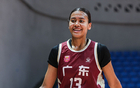 轟25+11！中國女籃20歲1米86混血前鋒崛起：偶像是李夢
