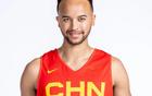 中國(guó)男籃越來(lái)越弱！成亞洲3流球隊(duì)，歸化要求多，長(zhǎng)期搞集訓(xùn)！