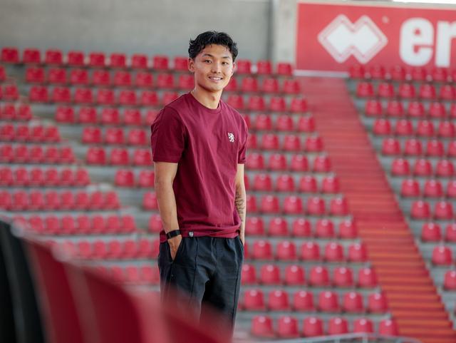官方：24歲韓國邊鋒徐種敏加盟德丙因戈爾施塔特